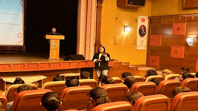 Bayındır’da öğrencilere akran zorbalığı eğitimi