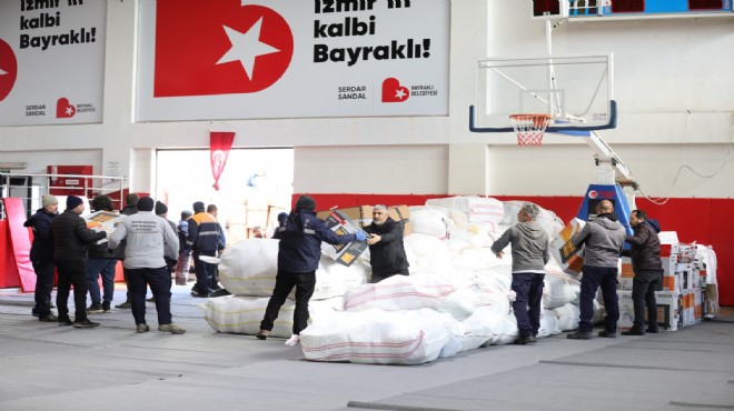 Bayraklı'da afet bölgesiyle büyük dayanışma