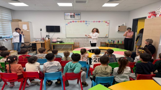 Bayraklı da çocuklara ağız ve diş sağlığı eğitimi