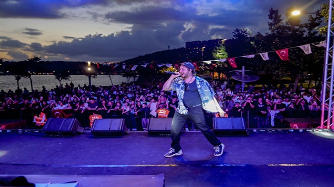 Bayraklı da gençler festivalde buluştu