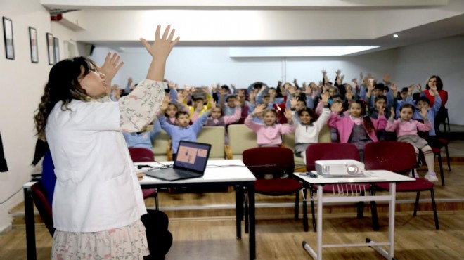 Bayraklı da öğrencilere hijyen eğitimi