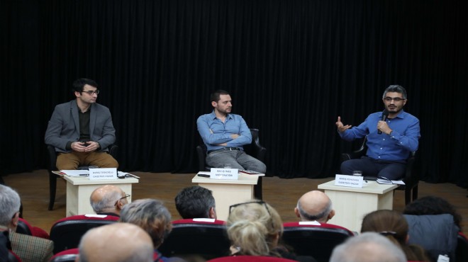Bayraklı'da gazeteciler basın özgürlüğünü anlattı