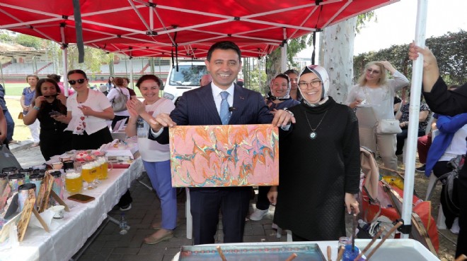 Bayraklı’da üreten kadınlar el sanatlarını sergiledi