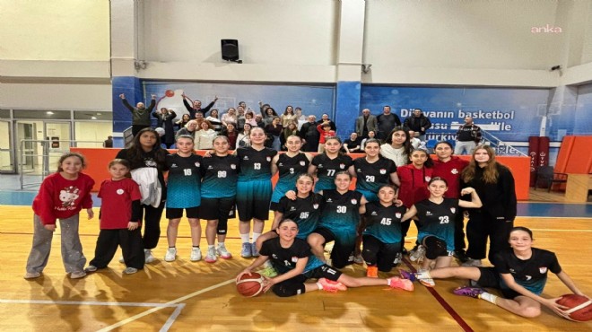 Bayraklı’nın perileri İzmir şampiyonu