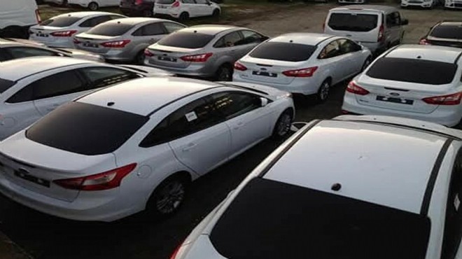 Bayram hareketliliği: İzmir de kiralık araç talebi fırladı!