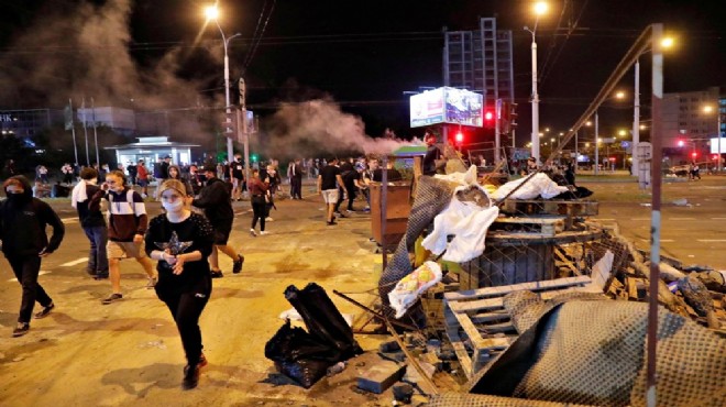 Belarus'taki protesto gösterilerinde bir kişi hayatını kaybetti