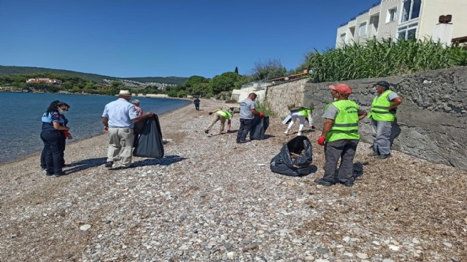 Belediye çalışanları  temiz Karaburun  için sahada!