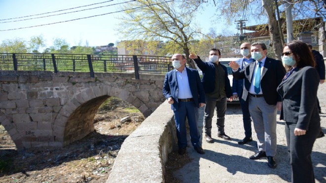 Bergama'da virüs önlemli arazi çalışması