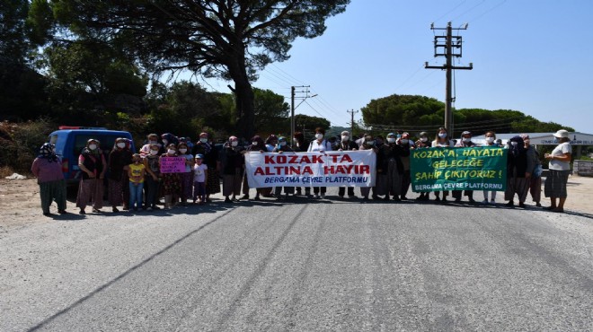 Bergama da granit ocağına halk seti!