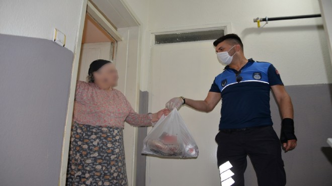 Bergama'da yaşlı kadının yardımına zabıta koştu