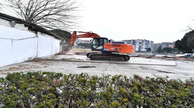 Bergama'da yıkımlar başladı! Soyer: İnatla, baskıyla...