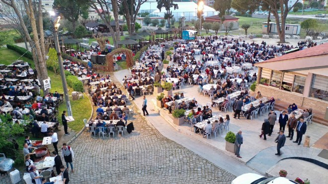 Bergama'da 2 bin kişi ile iftar sofrası