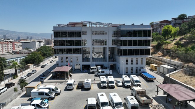 Beş daire başkanlığı tek çatı altında: Büyükşehir yeni hizmet binasına kavuştu