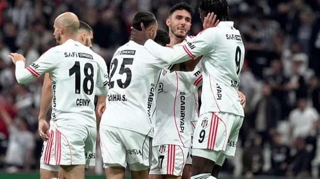 Beşiktaş ın zirve takibi: Derbi öncesi kazandı