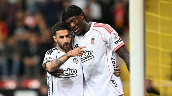 Beşiktaş ta Rafa Silva şoku: Sakatlık açıklaması!