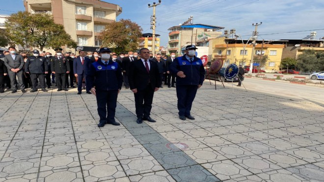 Beydağ'da 18 Mart Çelenk Sunma Töreni