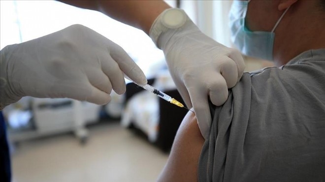 Bilim Kurulu Üyesi Prof. Dr. Alper Şener den gençlere aşı uyarısı