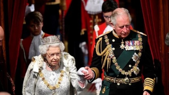 Bir dönemin sonu: Kraliçe Elizabeth hayatını kaybetti