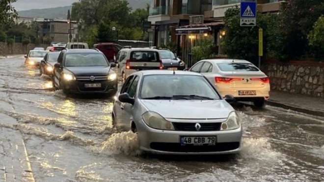 Bodrum'da eğitime sağanak engeli