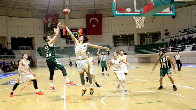 Bornova Belediyespor'da ilk hedef play-off