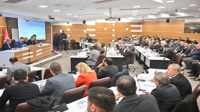Bornova Meclisi’nde AK Parti’den CHP’li Özkan’a destek!