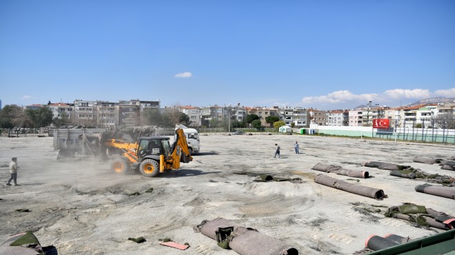 Bornova Şehir Stadı tamamen yeniliyor