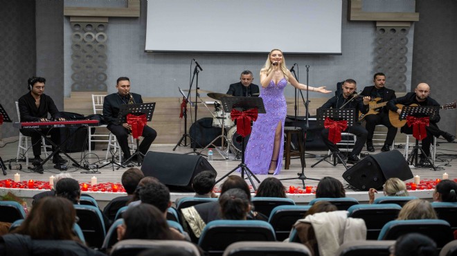 Bornova da aşk şarkıları gecesi!