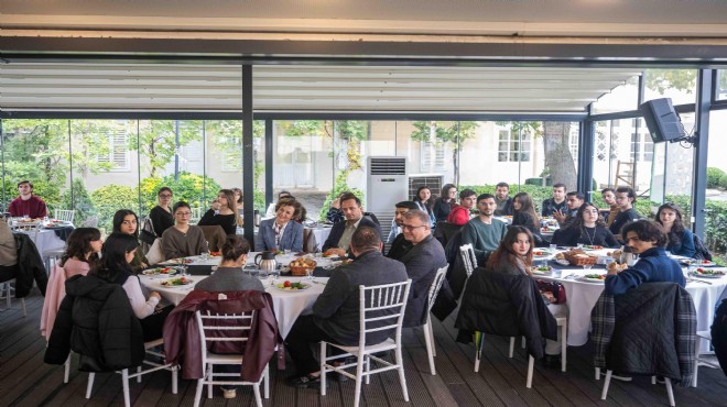 Başkan Eşki den gençlere: Kapım size her zaman açık!