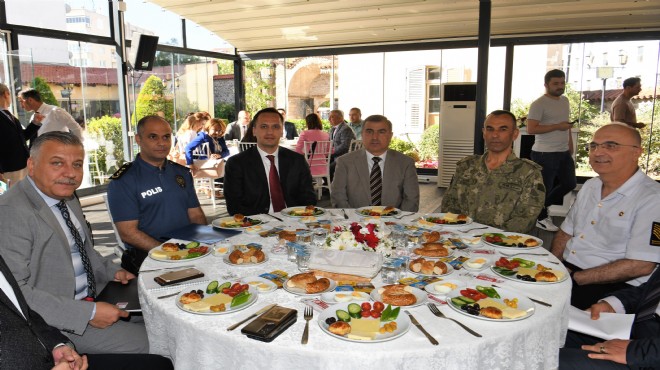 Bornova da güç birliği zirvesi!