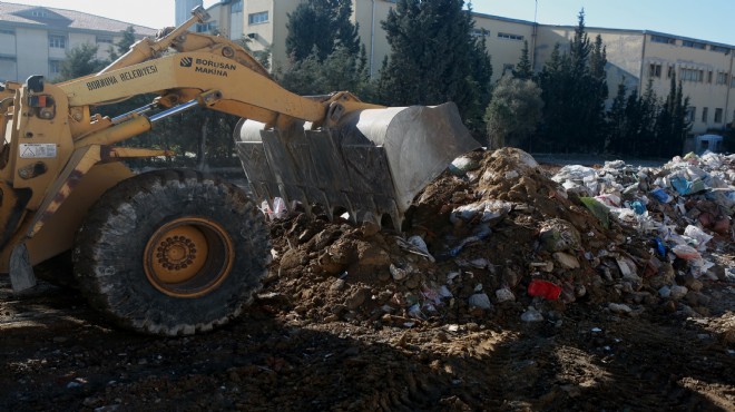 Bornova'da kaçak moloza geçit yok!