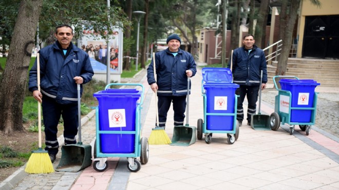 Bornova'da temizlikten taviz yok: Mobil konteyner dönemi!