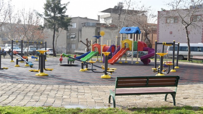 Bornova'da o park baştan aşağı yenilendi