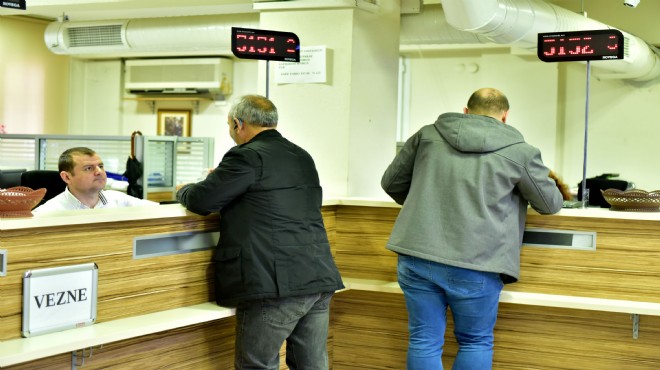 Bornova'da vatandaşa vergi ödeme kolaylığı