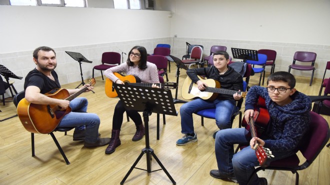 Bornova'nın çocuklarına özel müzik evi!