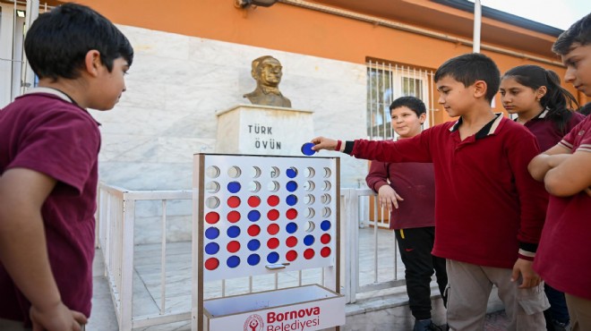 Bornova’da eğitime destek sürüyor