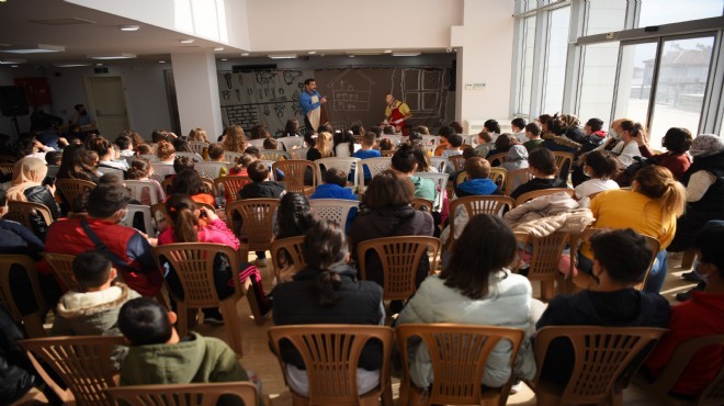 Bornovalı minikler ara tatilin tadını çıkardı