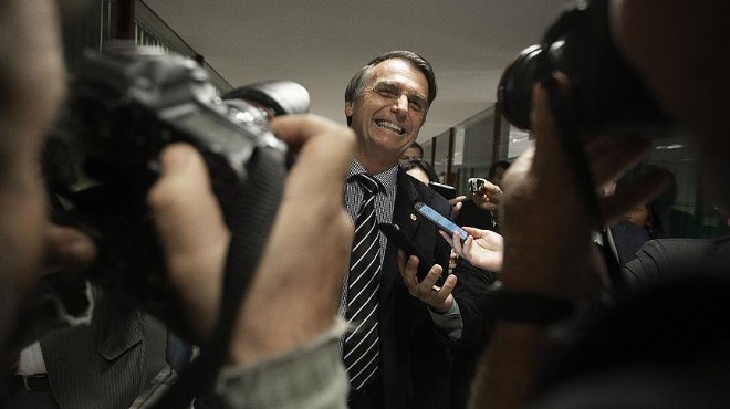 Brezilya da ilk turun galibi aşırı sağcı Bolsonaro!