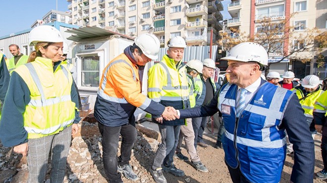 Buca Metrosu'nda ilk kazık çakıldı... Soyer: O metro buraya gelecek demiştik!