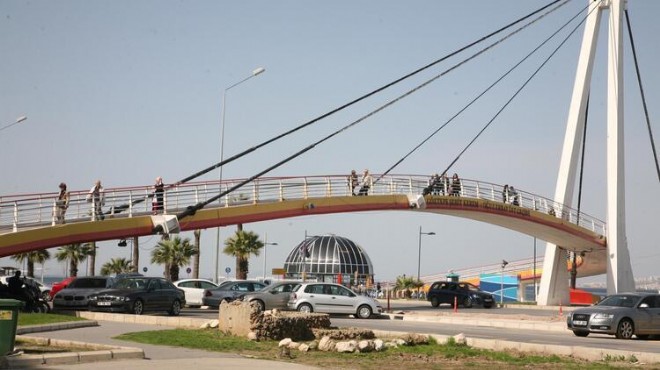 Büyükşehir, Göztepe köprüsü için düğmeye bastı!