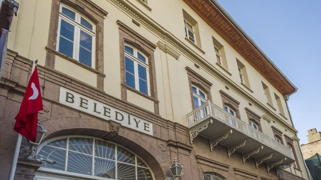 Büyükşehir in 2 şirketinde TİS mesaisi: Sendikadan Tugay la görüşme talebi!