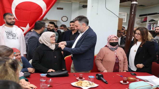 CHP Bayraklı ya 100 yeni üye!