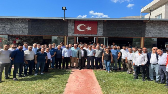 CHP Bornova'dan rozet şov!