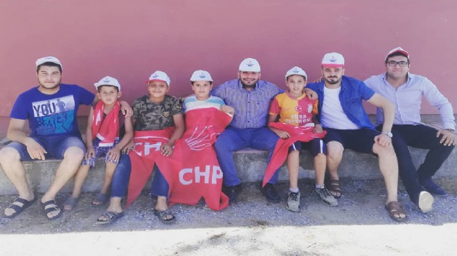 CHP İzmir Gençlik'ten köy okullarında ülkeye örnek mesai!