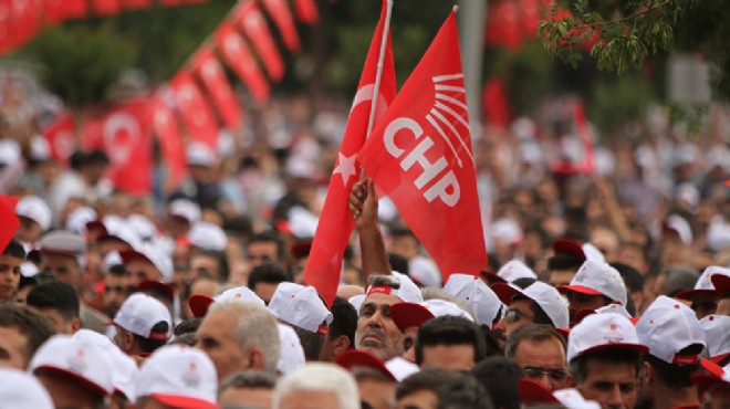 CHP İzmir'de o ilçeye öğretmen başkan!