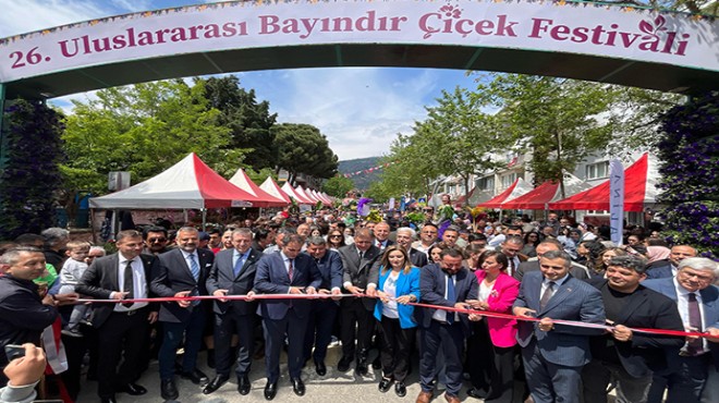 CHP İzmir den Bayındır çıkarması:  Miting  ve  imza  zirvesi