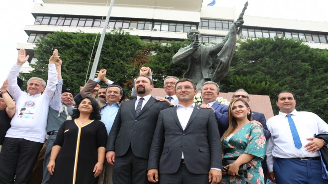 CHP Konak Hasan Tahsin'i andı: Başkanlardan çarpıcı mesajlar!