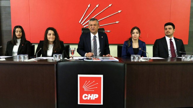 CHP de MYK belli oldu: İzmir den kimler yer aldı?