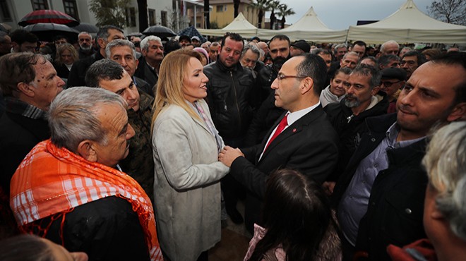 CHP'de o ilçede örnek tablo: Aday gösterilmeyen başkandan adaya sahada destek