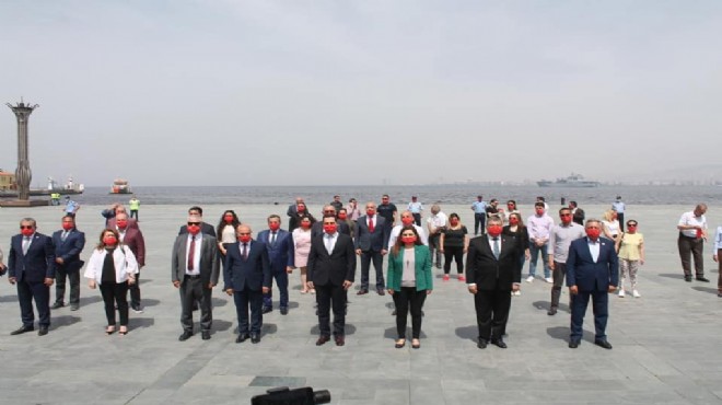 CHP'den Ata'nın huzurunda alternatif tören: Başkanlar ne mesaj verdi?