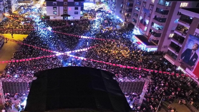 CHP li Demir in ev sahipliğinde Torbalı da muhteşem gece!